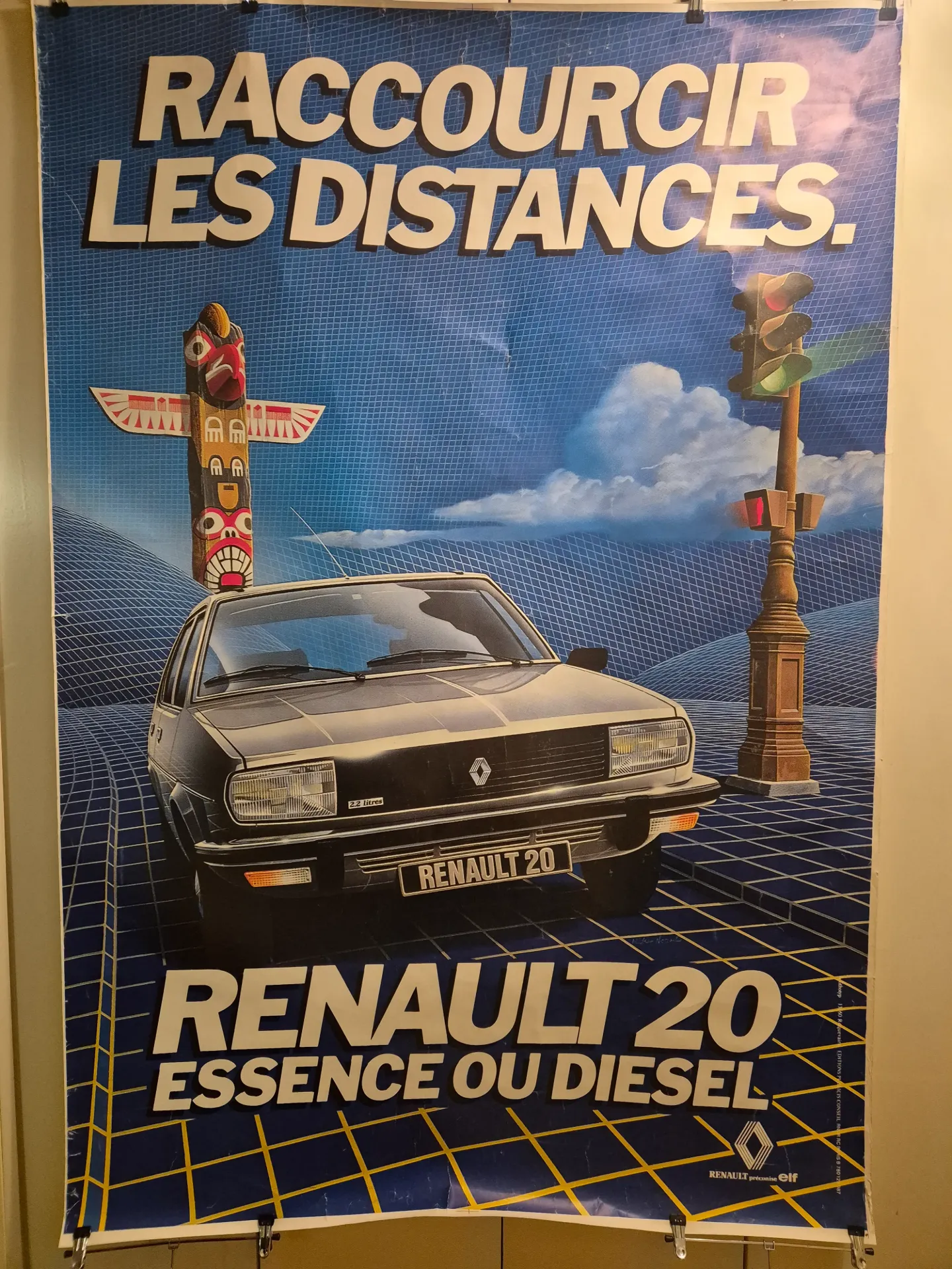 [AFFGF00047] RENAULT 20  2L2